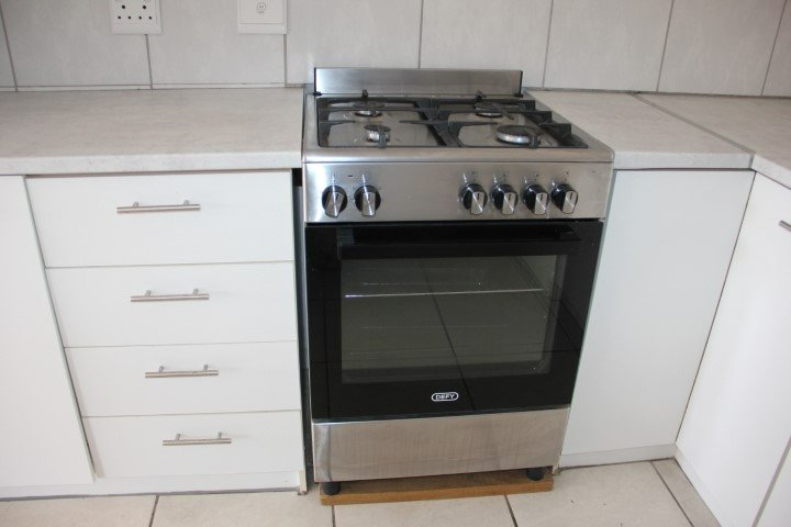 2 Bedroom Property for Sale in Greenways Golf Estate Western Cape